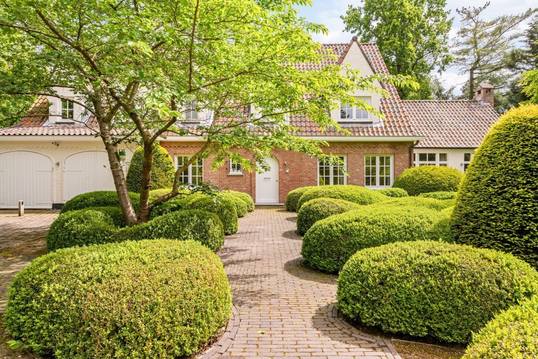 Villa in Schilde, Flanders, Belgium 1 - 16760648