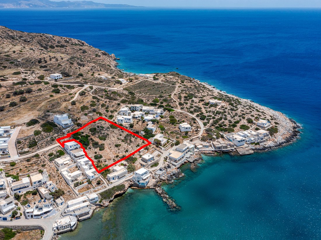 Land in Thira, Aegean, Greece 1 - 18024036
