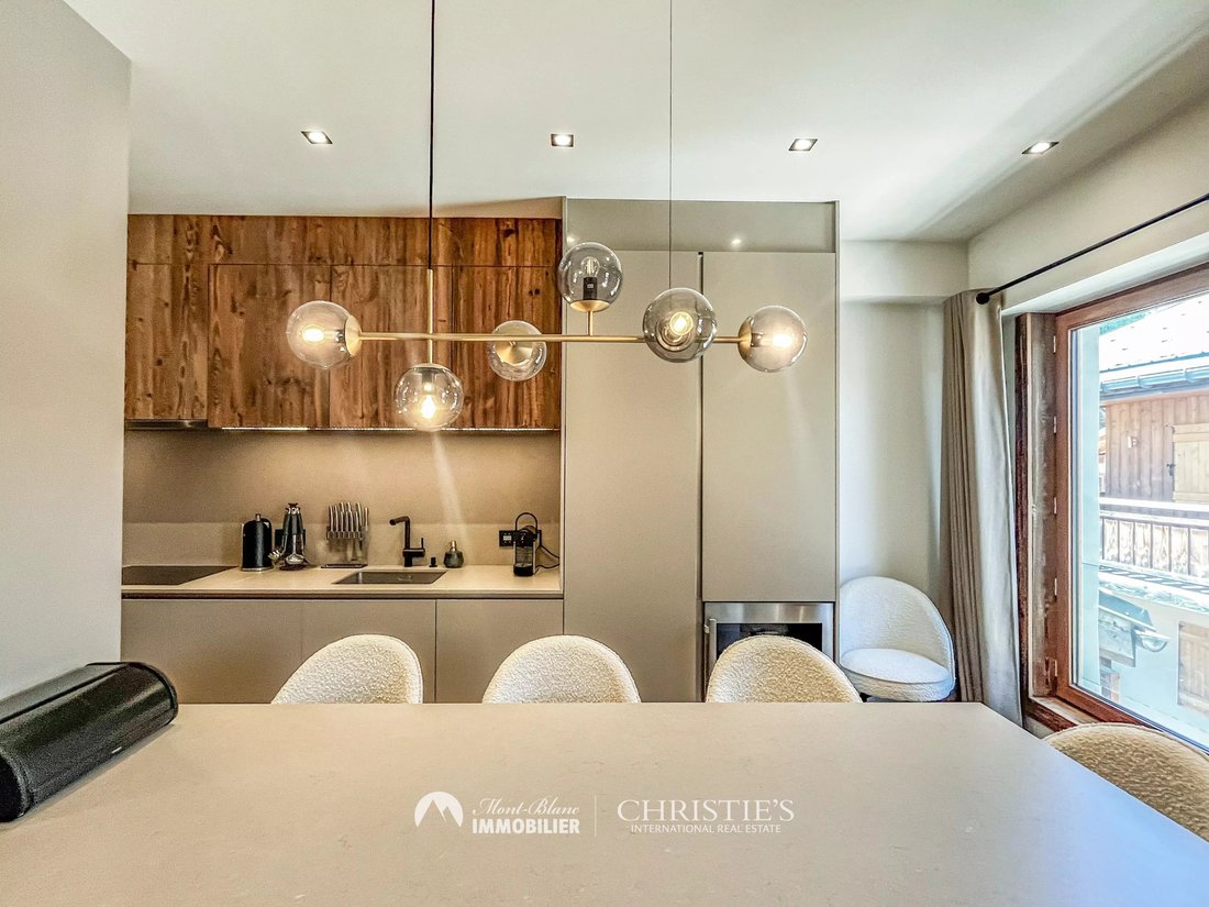 Apartment in Megève, Auvergne-Rhône-Alpes, France 2 - 18024062