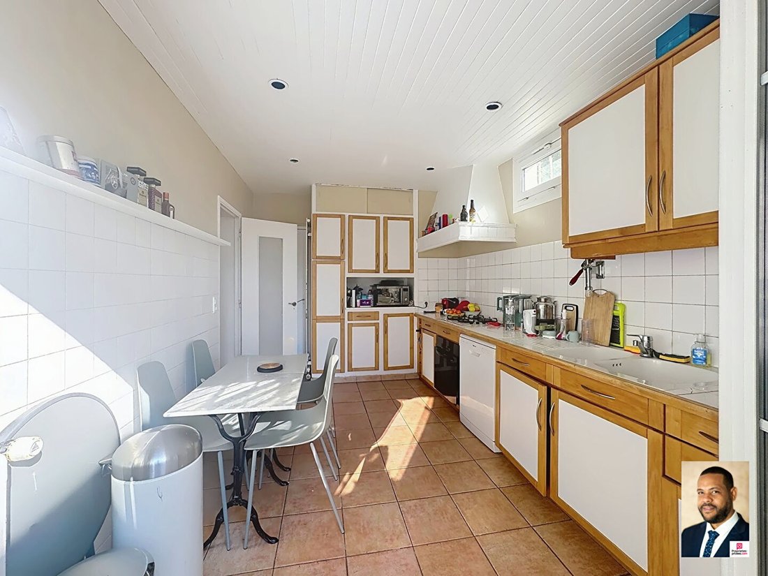 Villa in Vitry-sur-Seine, Ile-de-France, France 4 - 18024223