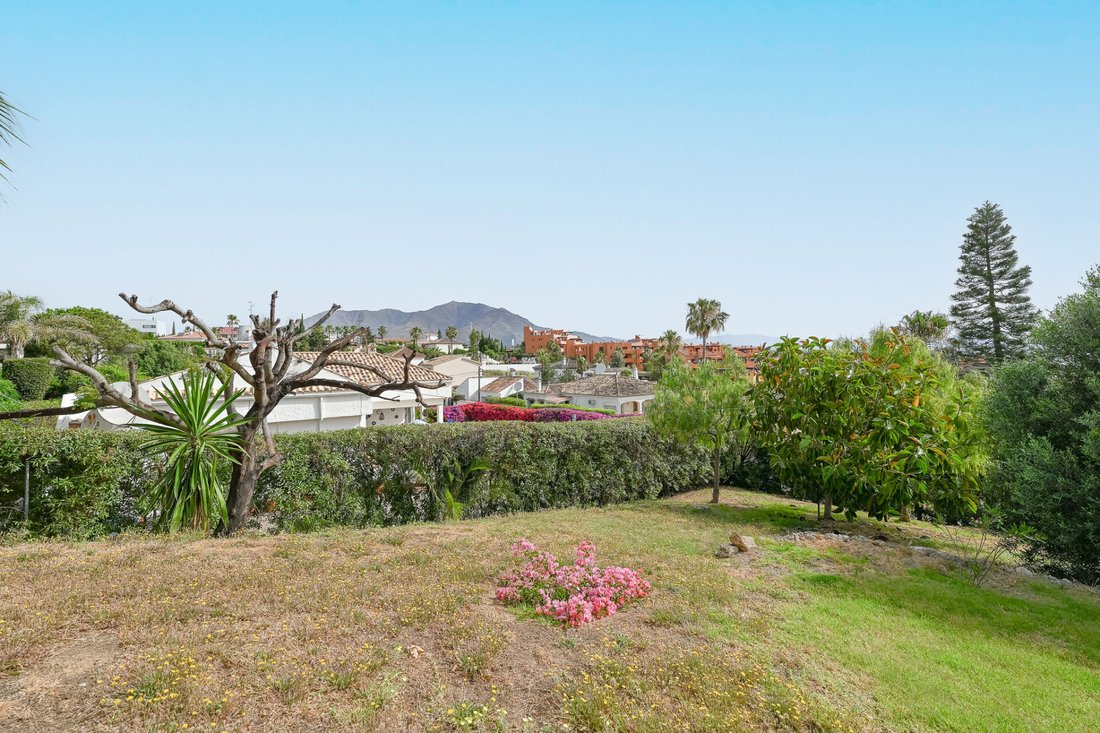 Villa in Buenas Noches, Estepona, Spain 4 - 14321684