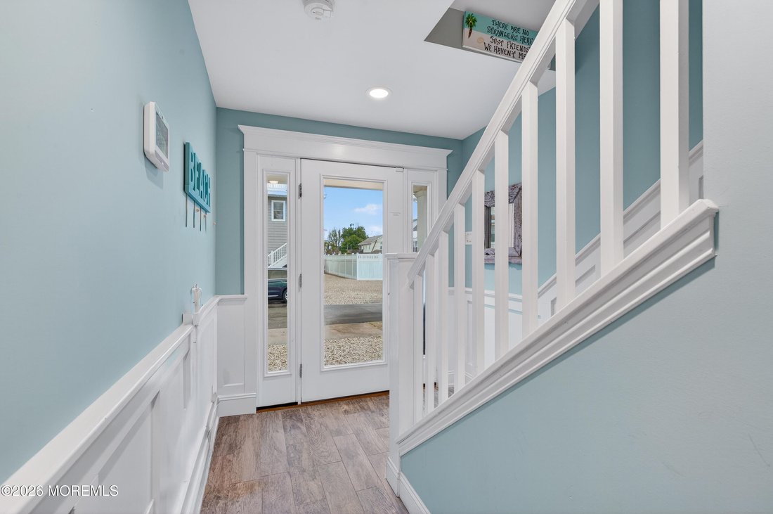 House in Ship Bottom, New Jersey, United States 3 - 18024646
