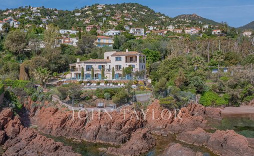 Casa a Saint-Raphaël, Provenza-Alpi-Costa Azzurra, Francia 1