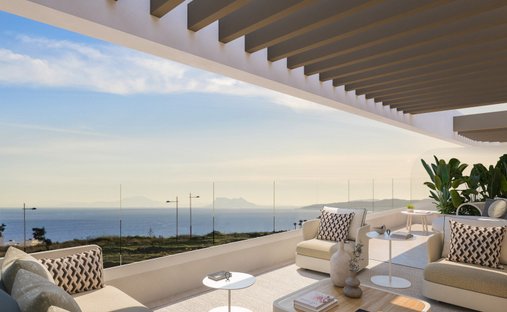Penthouse in Estepona, Andalusia, Spain 1
