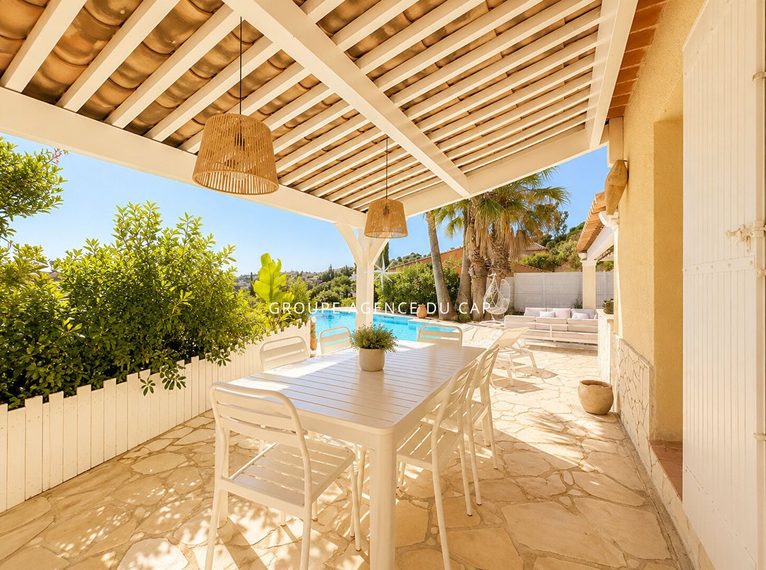 Villa in Les Issambres, Roquebrune-sur-Argens, France 4 - 16968981