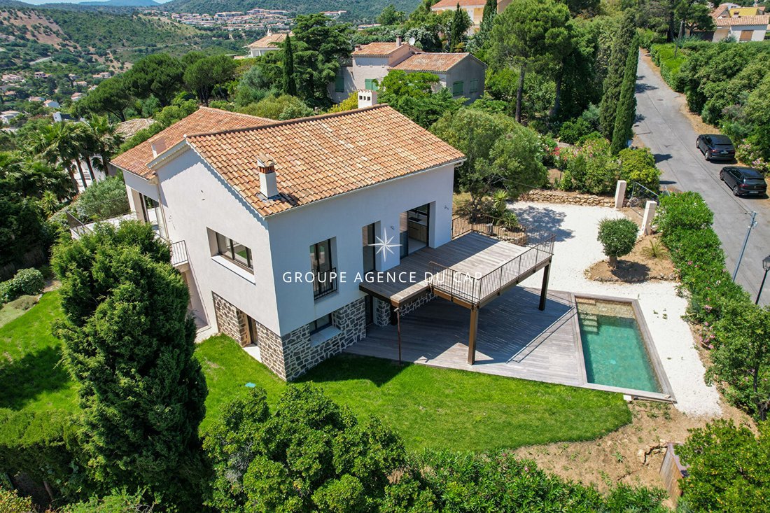 Villa in Les Issambres, Roquebrune-sur-Argens, France 3 - 17047980