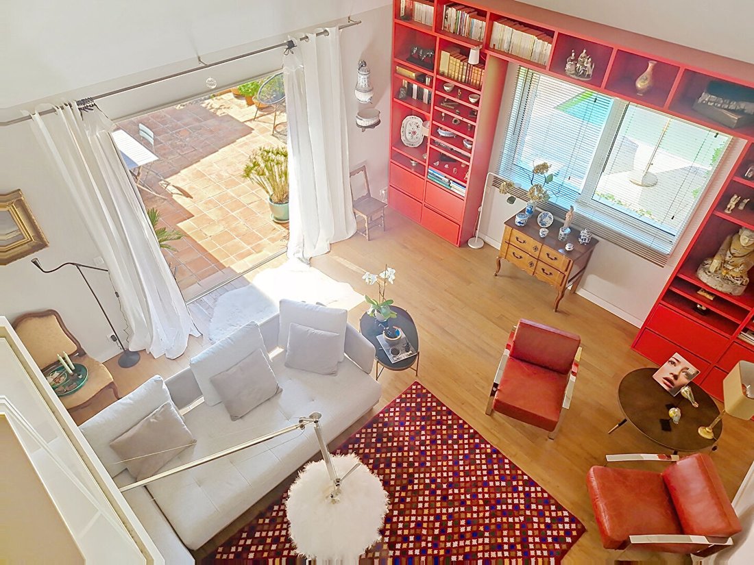Villa in Pujaut, Occitania, France 2 - 17986562