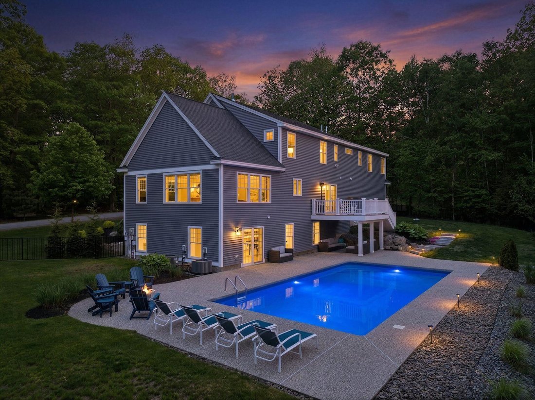 House in Stratham, New Hampshire, United States 2 - 18024617