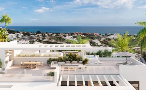 Penthouse in Estepona, Andalusia, Spain 1