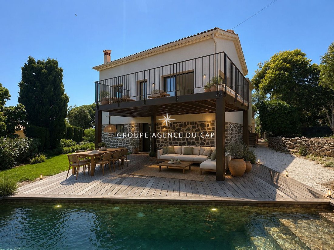 Villa in Les Issambres, Roquebrune-sur-Argens, France 1 - 17047980