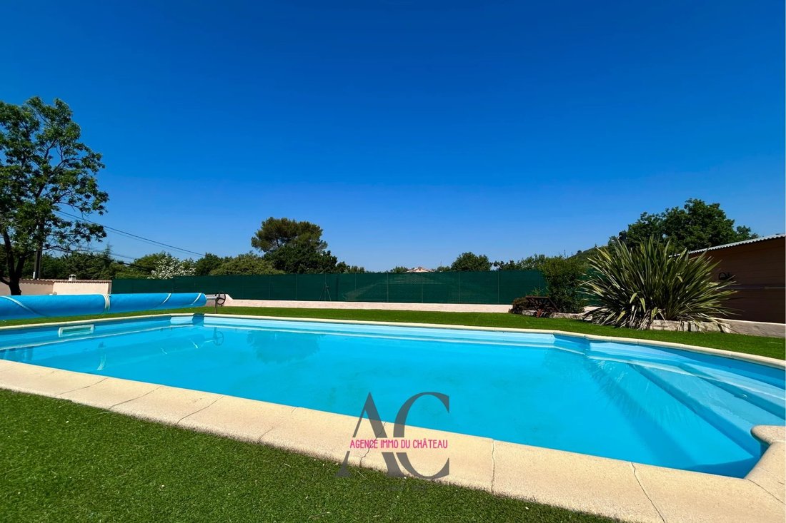 Villa in Rocbaron, Provence-Alpes-Côte d'Azur, France 4 - 18024462