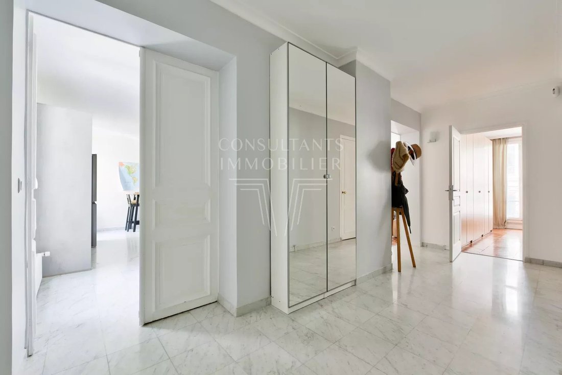 Apartment in Paris 8e Arrondissement, Paris, France 5 - 18024487