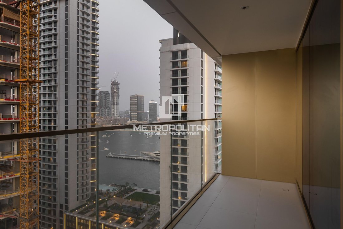 Apartment in Dubai Harbour, Dubai, United Arab Emirates 4 - 18024311