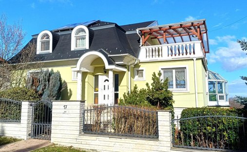 Maison à Hidegség, Hongrie 1