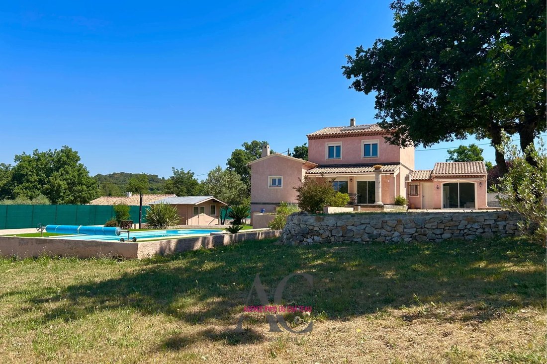 Villa in Rocbaron, Provence-Alpes-Côte d'Azur, France 2 - 18024462