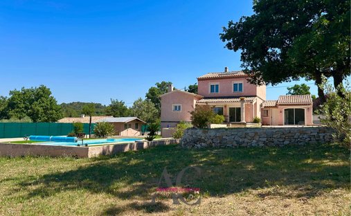 Villa in Rocbaron, Provence-Alpes-Côte d'Azur, France 1