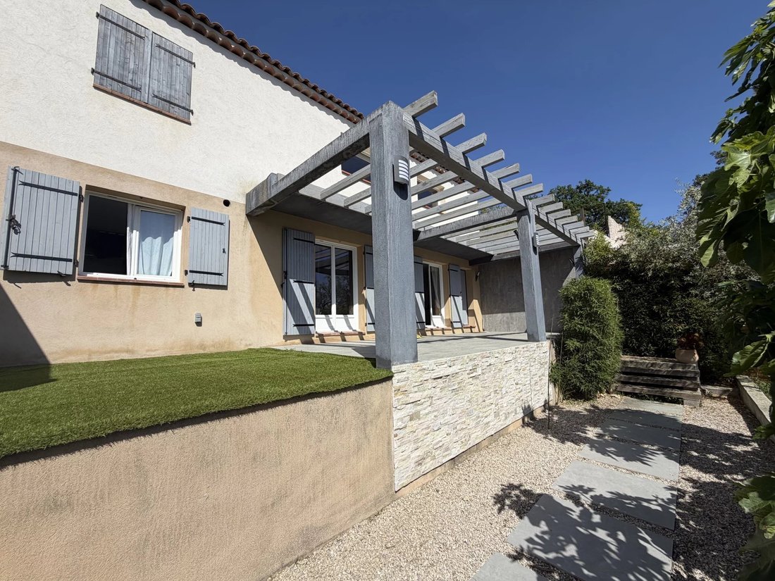 Villa in Berre-les-Alpes, Provence-Alpes-Côte d'Azur, France 1 - 18024474