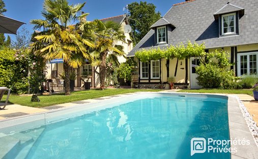 Villa in La Barre-en-Ouche, Mesnil-en-Ouche, France 1