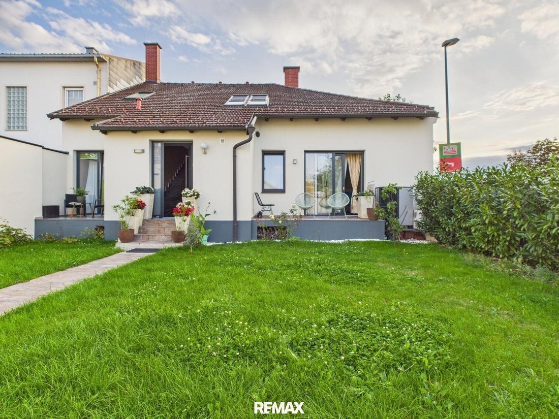 House in Deutsch-Wagram, Lower Austria, Austria 3 - 18024622