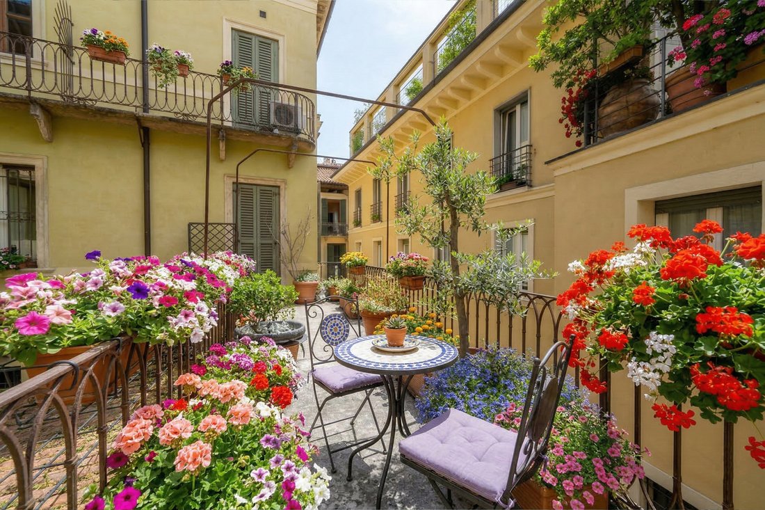 Apartment in Center, Verona, Veneto 4 - 18025223