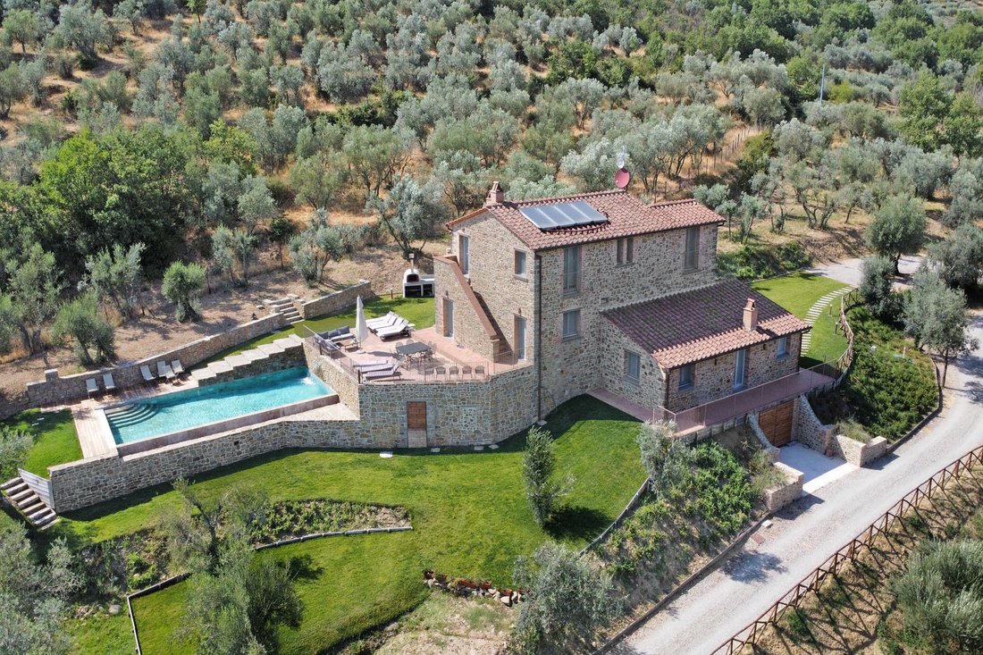 Country House in Center, Cortona, Tuscany 1 - 18025324