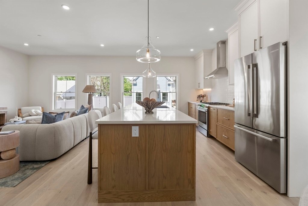 Condo in Somerville, Massachusetts, United States 5 - 17923645
