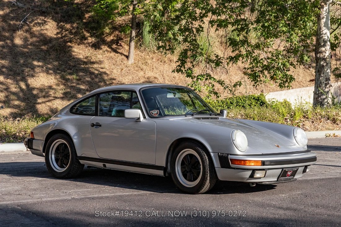 Porsche Carrera in Los Angeles, CA 4 - 18017259