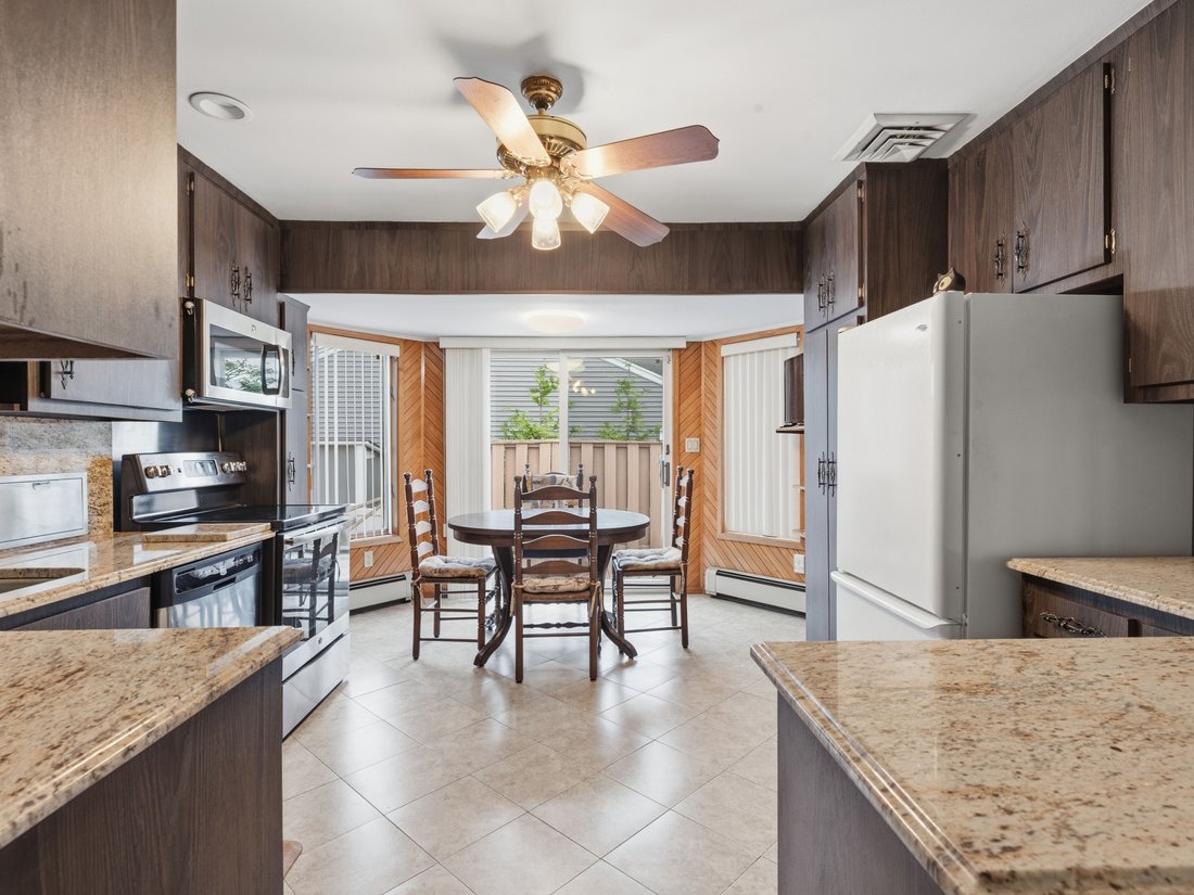 House in Massapequa, New York, United States 5 - 18025073