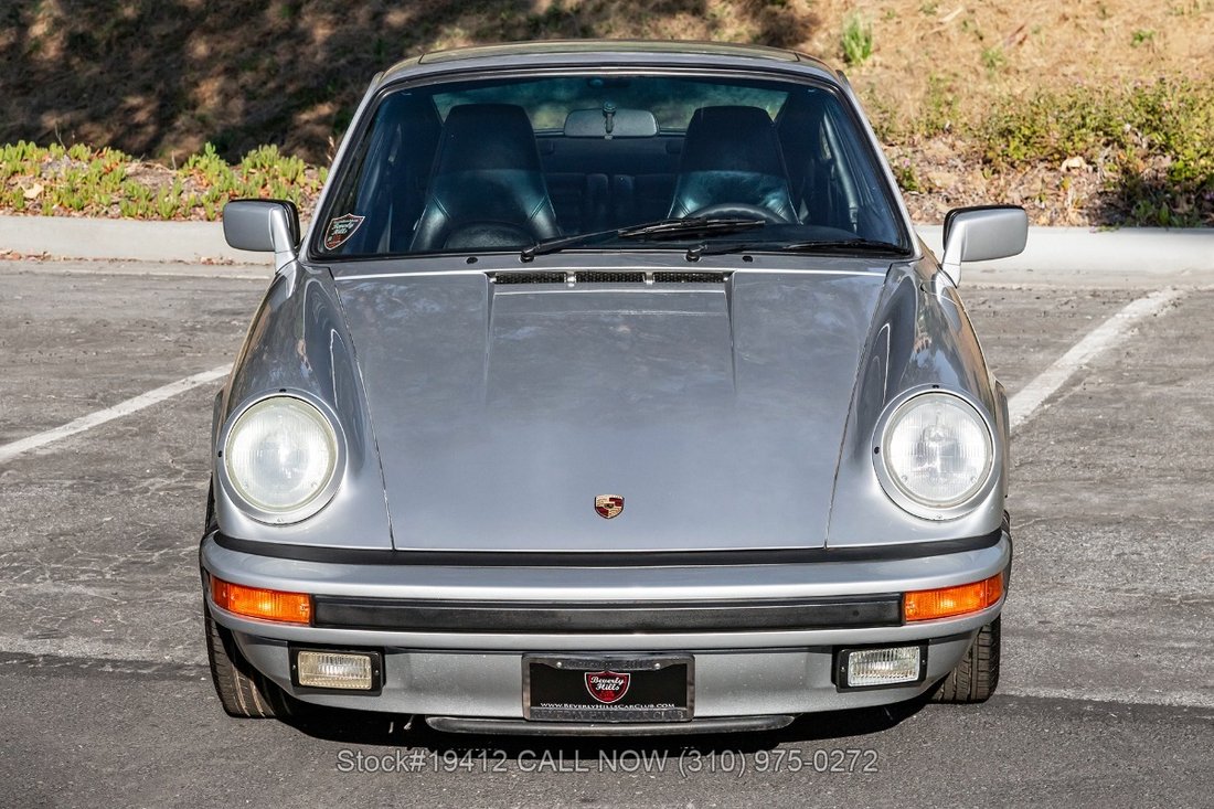 Porsche Carrera in Los Angeles, CA 2 - 18017259