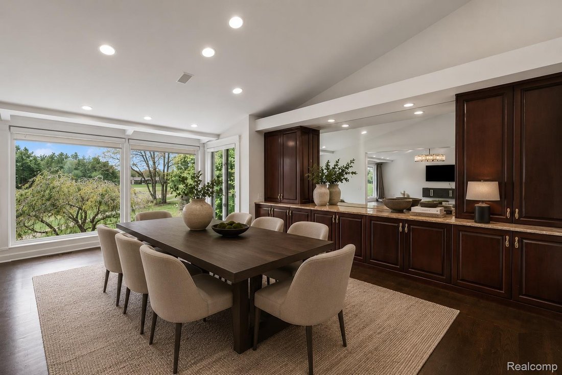 Condo in Bloomfield Hills, Michigan, United States 5 - 18024987