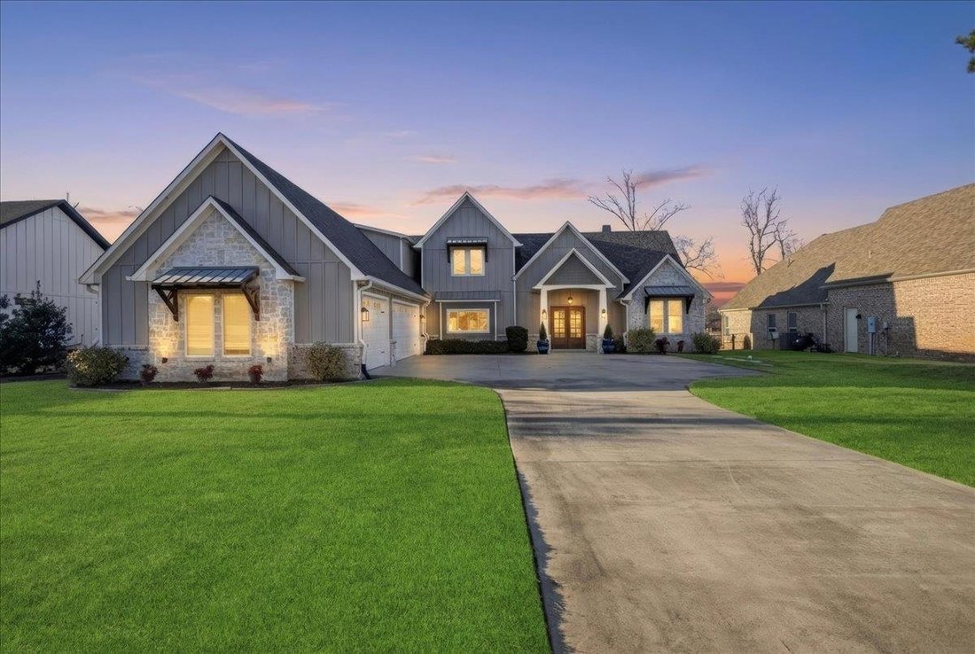 House in Chandler, Texas, United States 1 - 18024957