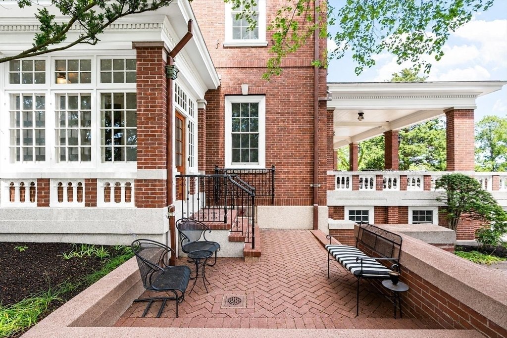 House in Beverly, Massachusetts, United States 4 - 18016582