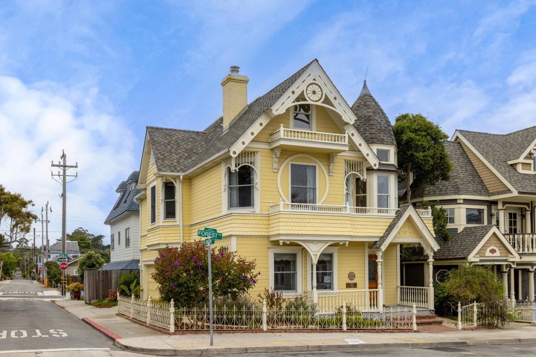 House in Pacific Grove, California, United States 1 - 18025088