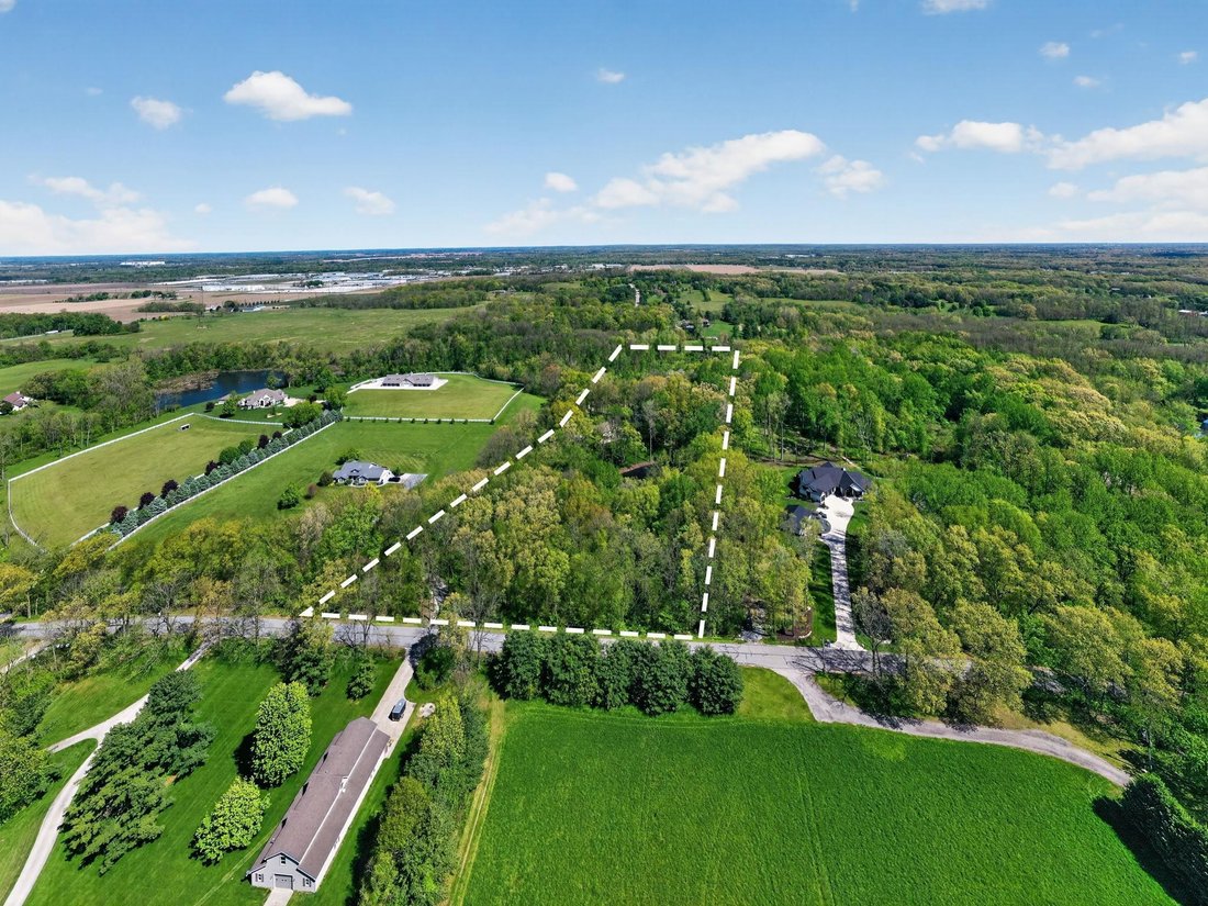House in Bristol, Indiana, United States 4 - 18024894