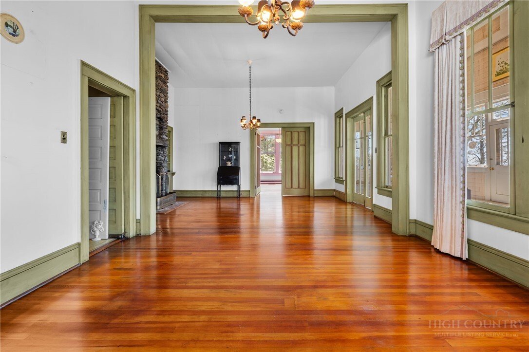 House in Blowing Rock, North Carolina, United States 3 - 18024826