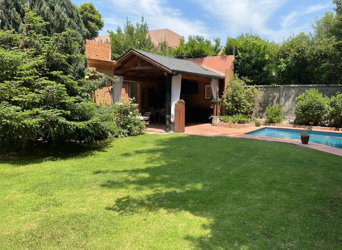 House in Lo Barnechea, Santiago Metropolitan Region, Chile 2 - 18025344