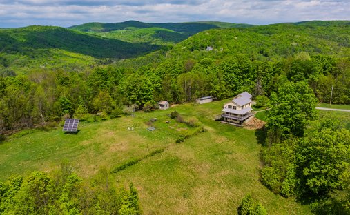 House in Strafford, Vermont, United States 1