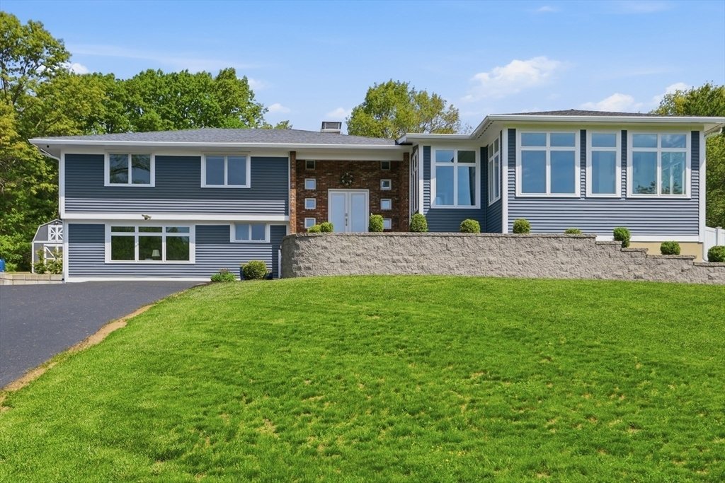 House in Dunstable, Massachusetts, United States 1 - 18025084