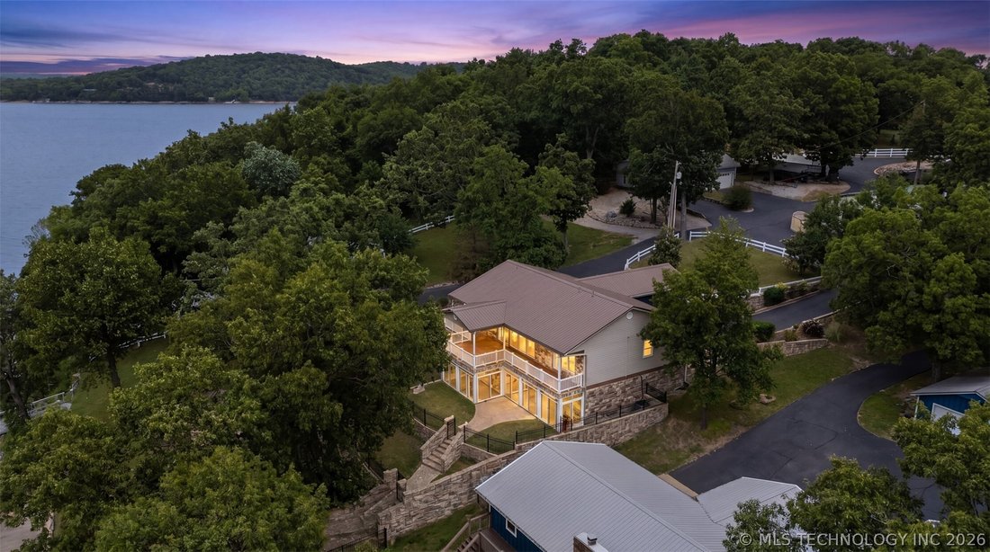 House in Grove, Oklahoma, United States 2 - 18025002