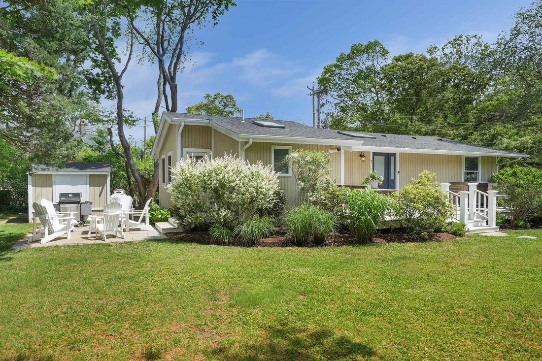 House in Oak Bluffs, Massachusetts, United States 4 - 17246769