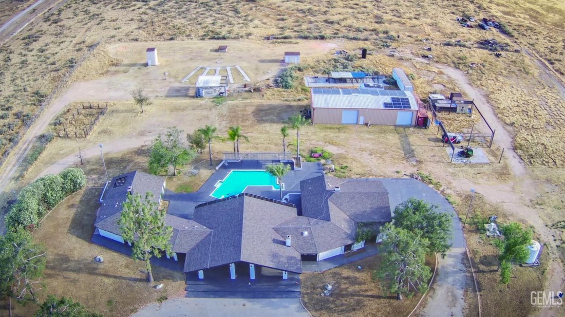 House in Bakersfield, California, United States 5 - 18024996
