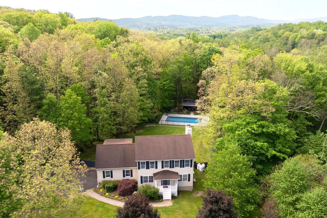 House in Cottekill, New York, United States 1 - 18025357