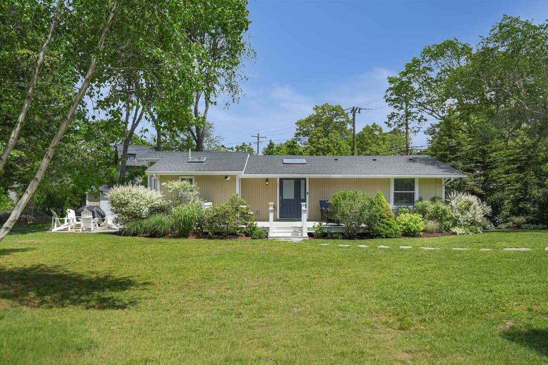 House in Oak Bluffs, Massachusetts, United States 3 - 17246769