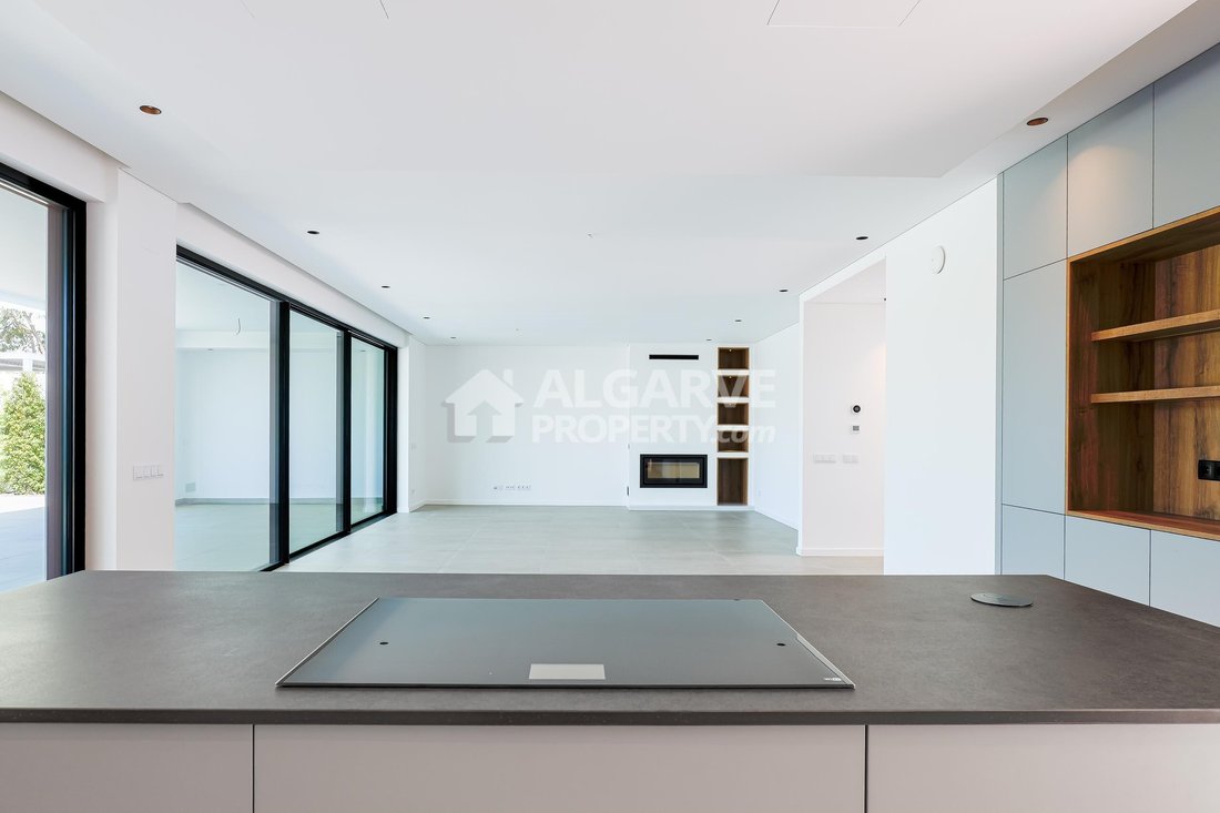 Villa in Vilamoura, Quarteira, Algarve 2 - 18025319