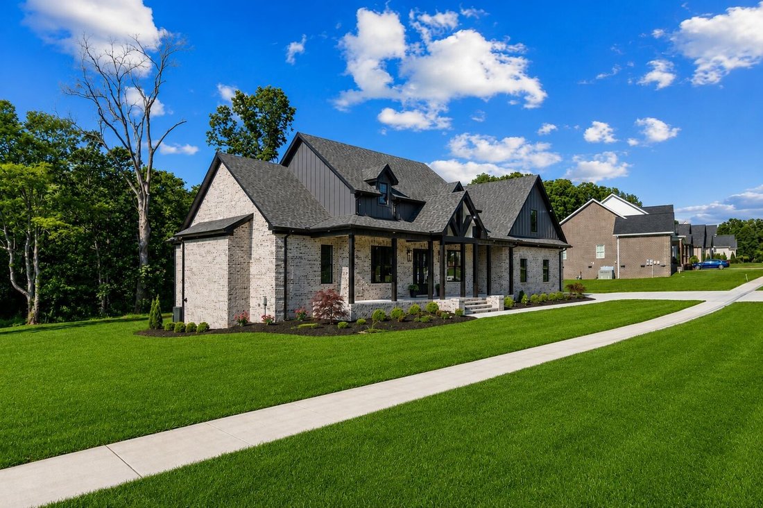 House in Tullahoma, Tennessee, United States 4 - 18024852