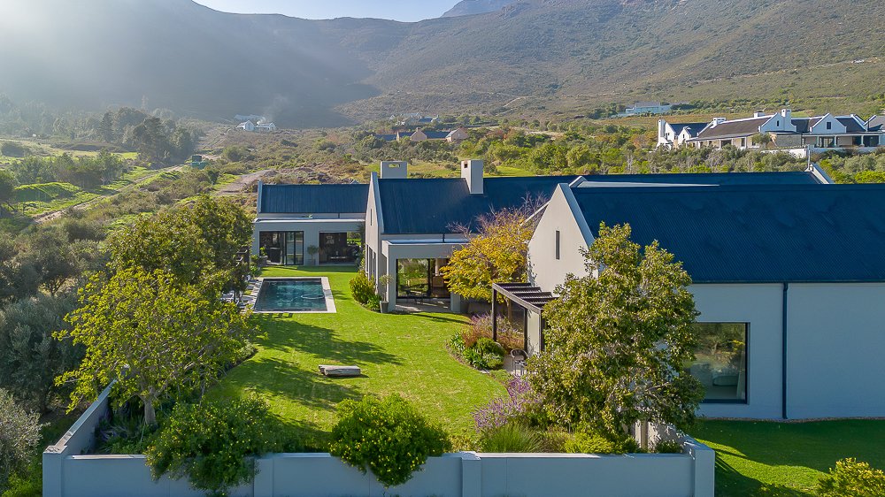 House in Franschhoek, Western Cape, South Africa 4 - 18025192
