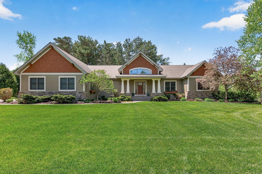 House in Lake Elmo, Minnesota, United States 1 - 18024948