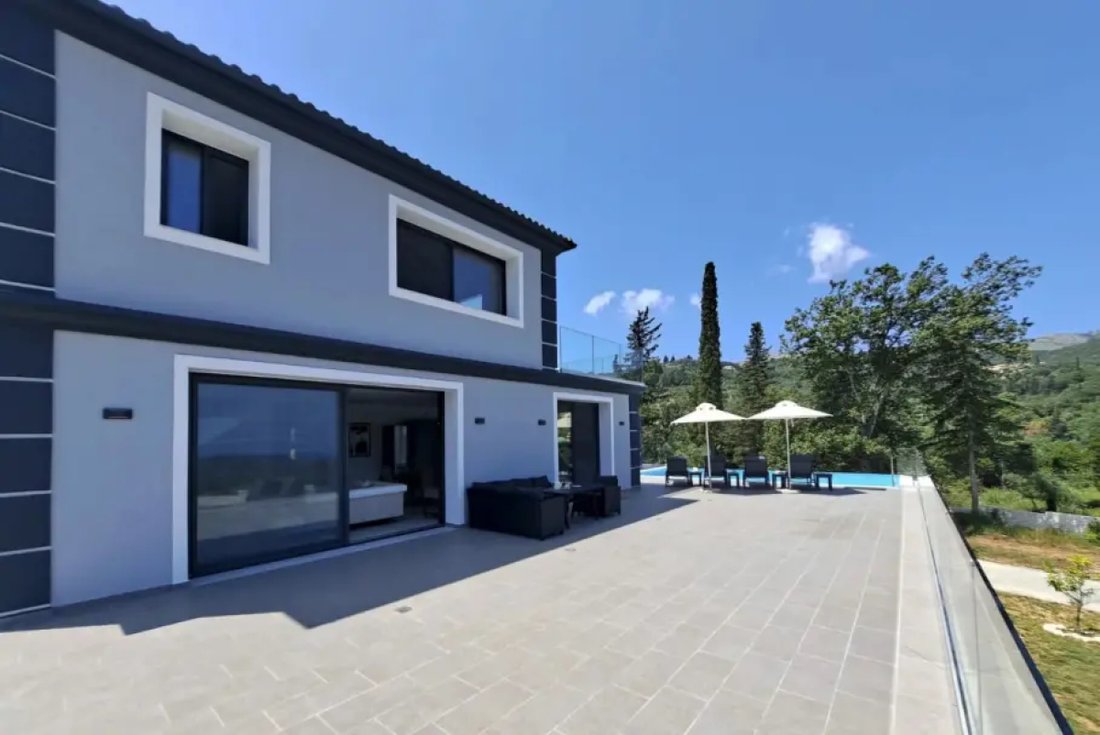 Villa in Northern Corfu, Peloponnese, Western Greece and the Ionian, Greece 2 - 18025113