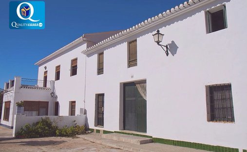 House in Xixona / Jijona, Valencian Community, Spain 1