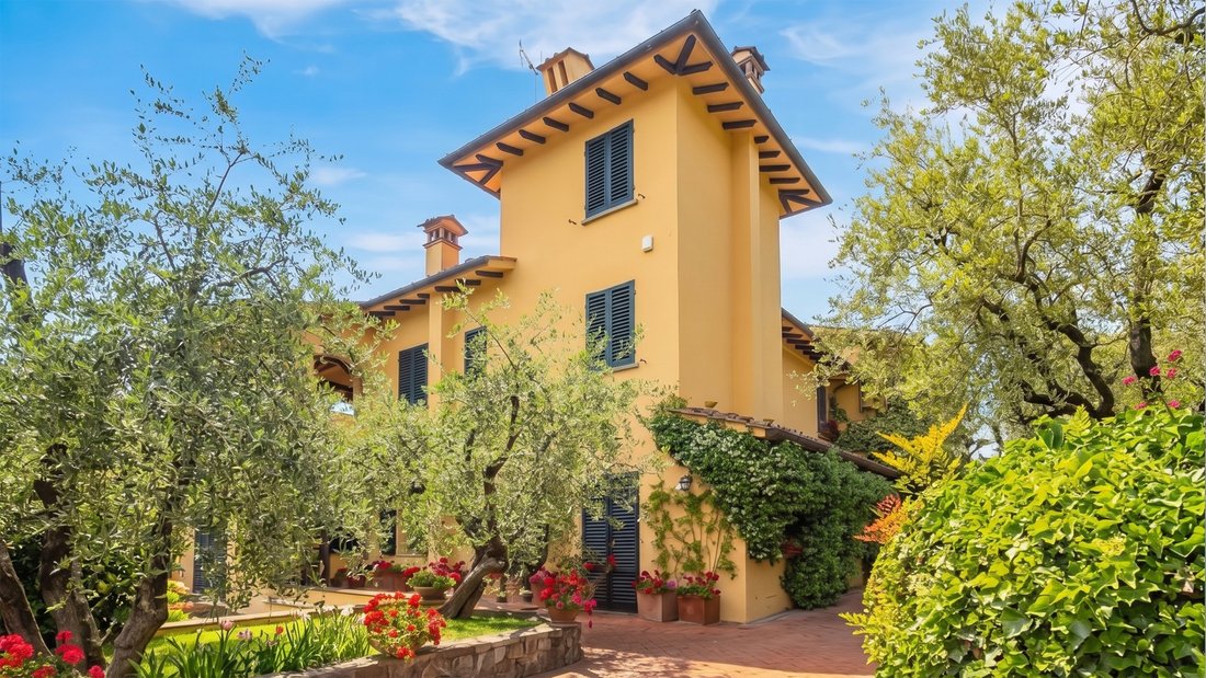 Villa in Poggio a Caiano, Tuscany, Italy 3 - 18025343
